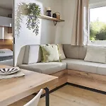 Кемпинг Ostrea **** 4*