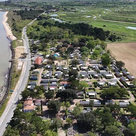 Campsite Ostrea ****